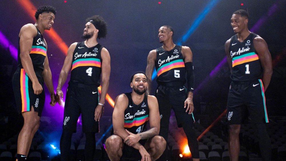 戏剧性从不 戏剧性从不